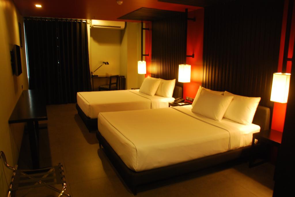 Amelie Hotel Манила Екстериор снимка
