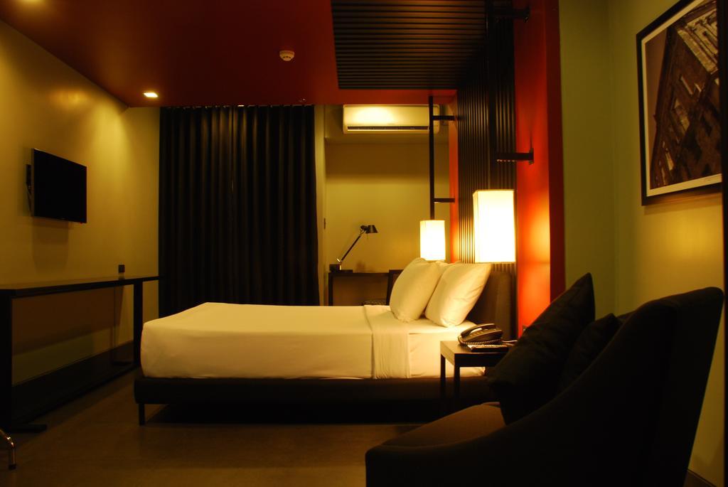 Amelie Hotel Манила Екстериор снимка