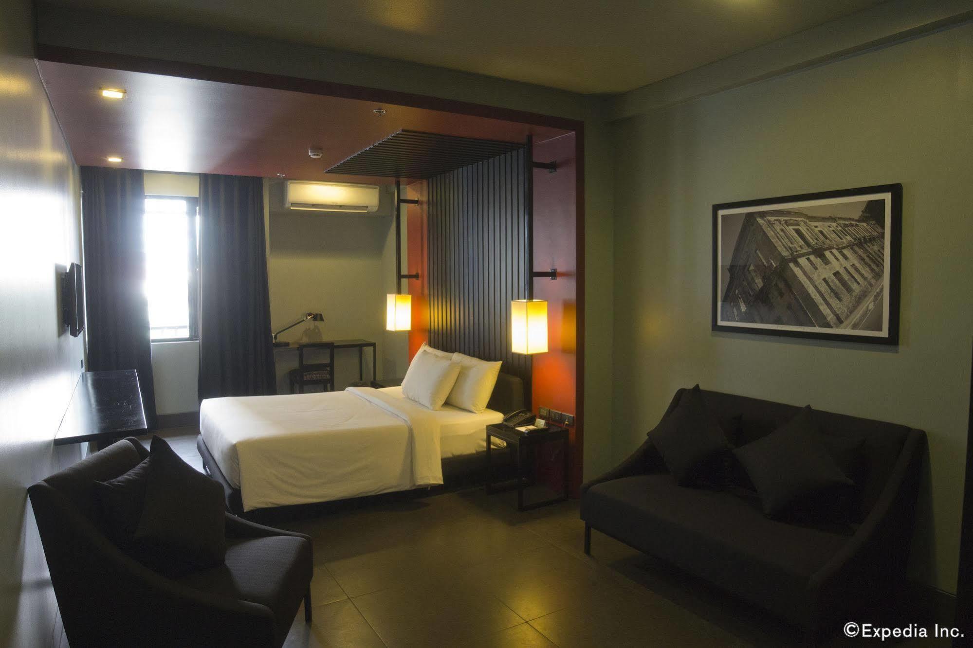 Amelie Hotel Манила Екстериор снимка