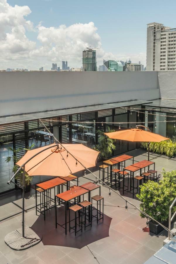 Amelie Hotel Манила Екстериор снимка